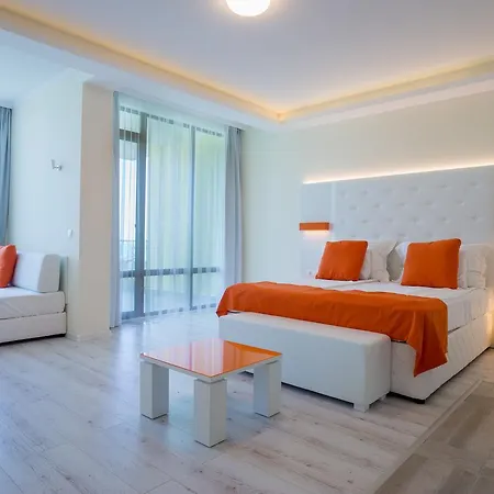 Perla Luxury 普里莫尔斯科