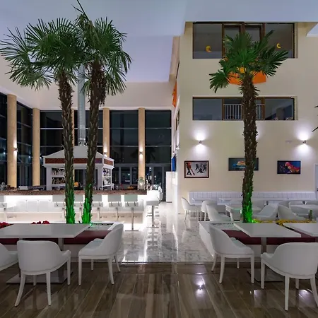 Perla Luxury 普里莫尔斯科