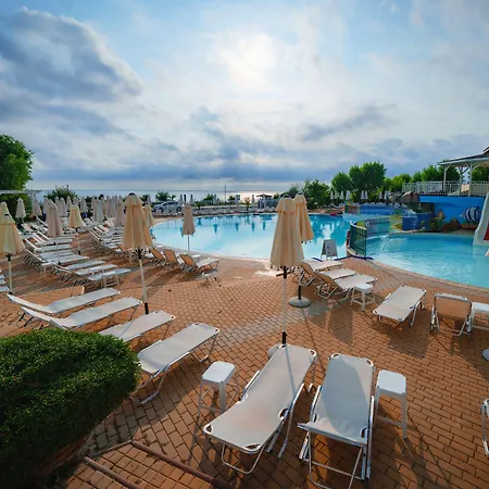 Perla Luxury Hotel 5*